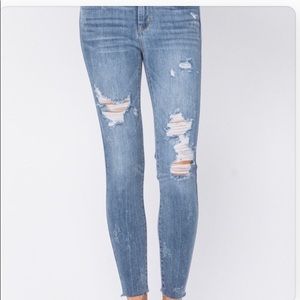 Judy Blue Mid-Rise Skinny Destroyed Raw Hem (82215)